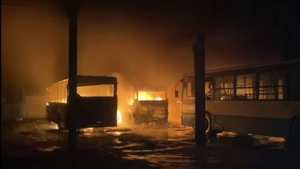 احتراق 7 حافلات بحظيرة مؤسسة  إيتوزا   في سوق أهراس