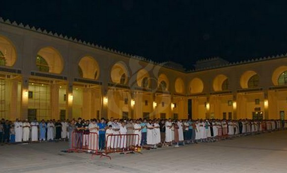 Prière des Tarawih: un moment de communion entre les générations