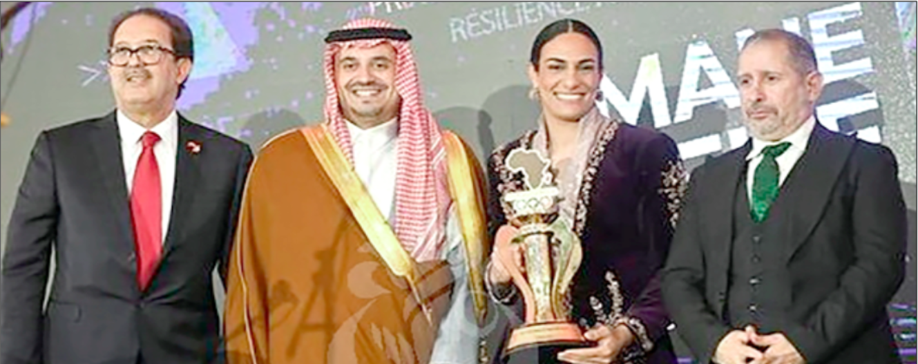 Les Algériennes Imane Khelif et Kaylia Nemour  récompensées