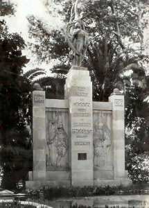Le Monument aux Morts de Biskra (1914-1918) : Hommage aux 341 Soldats Tombés