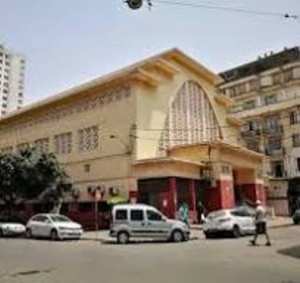 سوق   ميشلي  العريق بوسط وهران ..موقع استراتيجي سحر الأنظار