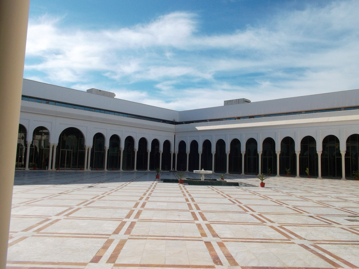 معرض خاص بمنتجات المرأة المنتجة والحرفية بالعاصمة - الشعب أونلاين