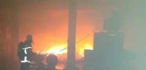 03 جرحى في اصطدام سيارة بشاحنة بسعيدة