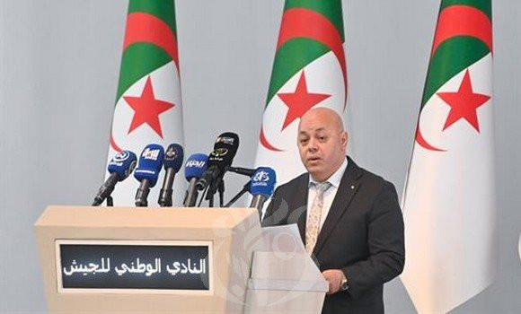 L'Algérie se fraie un chemin vers la victoire par fidélité aux chouhada