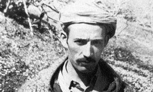 Le colonel Amirouche, un leader charismatique et un fin stratège