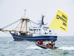 Planète (France/Europe) - Sommet SOS Océan à Paris: des ONG alertent sur les graves conséquences du chalutage