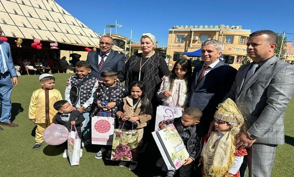 Mascara : la ministre de la Solidarité nationale partage la joie de l'Aïd avec des enfants et des personnes âgées