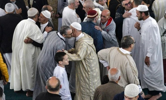Les Algériens célèbrent l'Aïd El Fitr dans la compassion et la sérénité