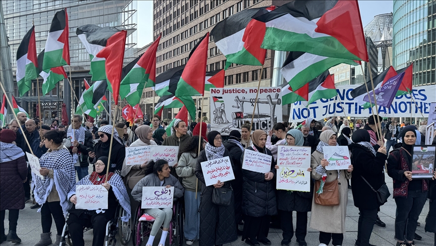 Planète (Allemagne/Europe) - «Israël tue, l'Allemagne soutient»: Slogan d'une manifestation de solidarité avec la Palestine à Berlin