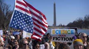 Planète (Etats-Unis/Amérique du Nord) - La  stupide  politique anti-science de Trump bouche l’horizon des chercheurs américains