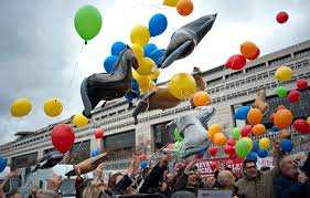 Planète (France/Europe) - Les lâchers de ballons vont-ils être définitivement interdits ?