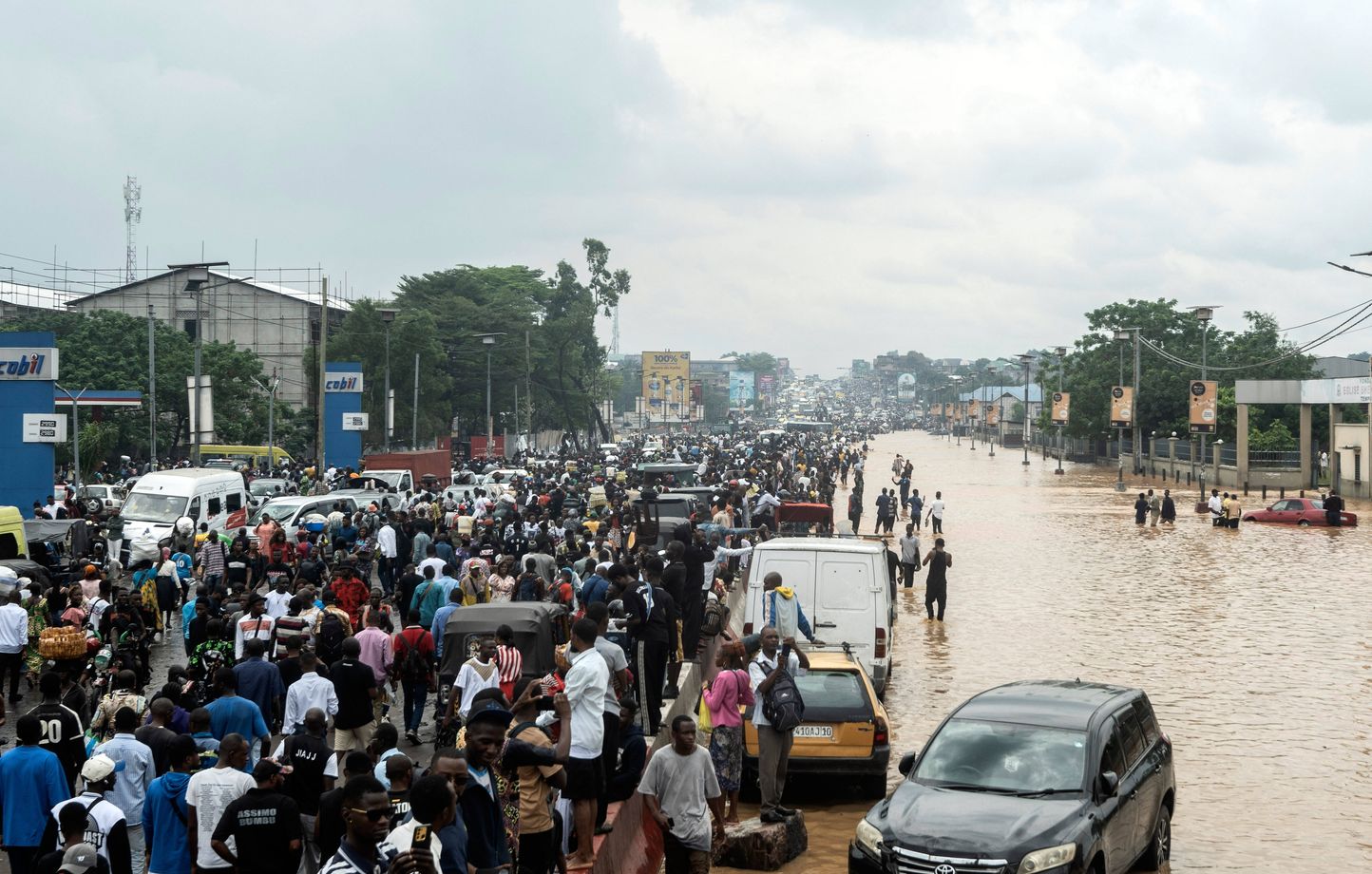 Planète (Afrique) - En République démocratique du Congo, une trentaine de morts après des pluies diluviennes à Kinshasa