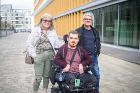 Planète (France/Europe) - Paralysé à vie à cause des pesticides, Alex Jolly réclame justice