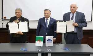 Baddari préside la cérémonie de signature de 21 accords de jumelage entre les établissements de l'enseignement supérieur et de la recherche scientifique