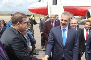 بحضور وزير الخارجية التركي و الأمين العام لوزارة الخارجية لوناس مقرمان ........تدشين القنصلية العامة التركية بوهران بحي العقيد لطفي