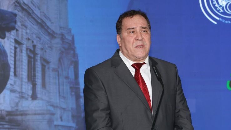 وزير الاتصال يفتتح الدورة التكوينية لفائدة الصحفيين بالعاصمة