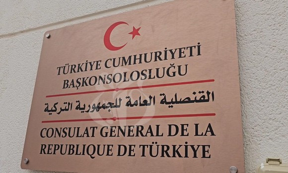 Oran: le ministre des Affaires étrangères turc inaugure le siège du Consulat général de Turquie