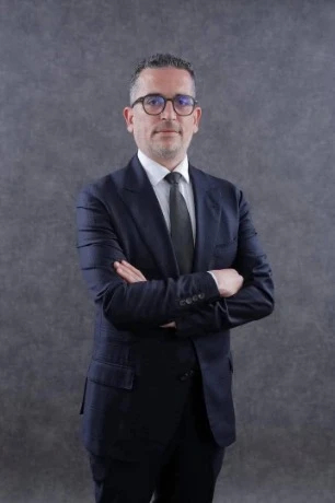 الأستاذ برغام عمر نقيبا جديدا لمنظمة المحامين بوهران