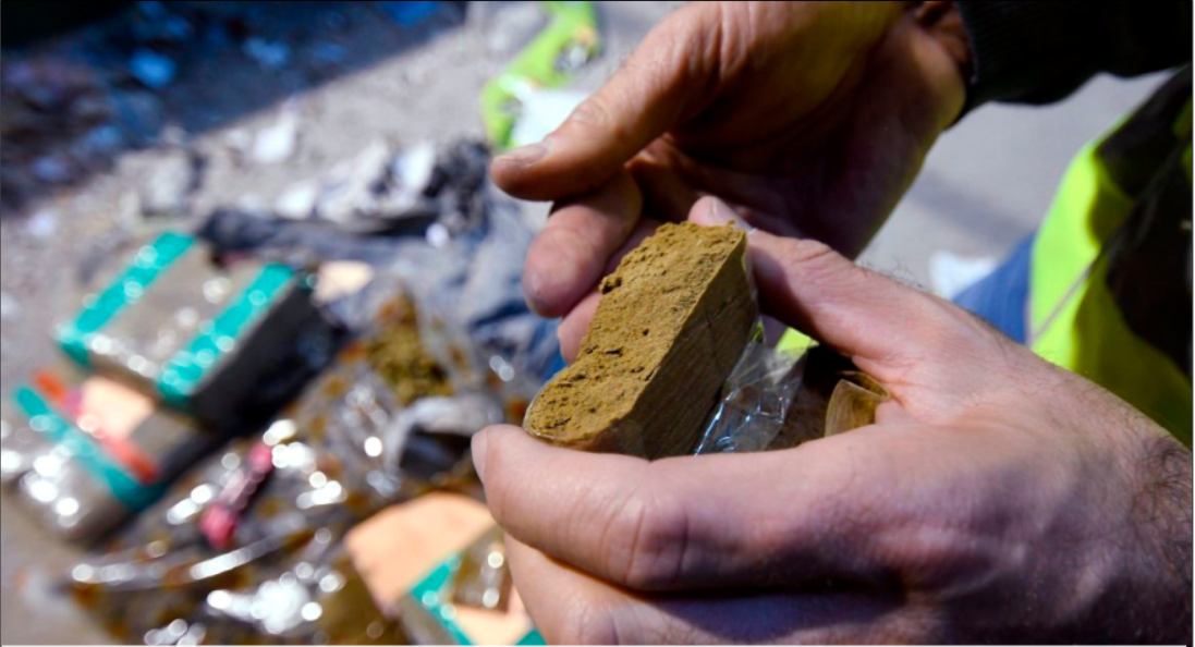 Où sont passés les chercheurs face au trafic des fragments cosmiques '