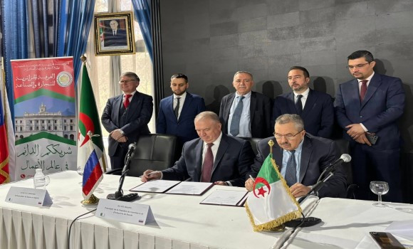 Algérie-Russie: signature d'un accord et d'un mémorandum d'entente entre la CACI et la Safex et leurs homologues russes