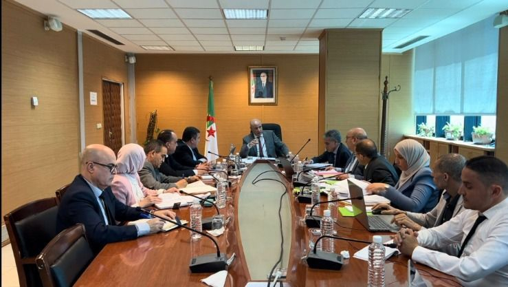 زيتوني يترأس اجتماعًا لعرض برنامج العمل الرقابي ويشدد على تطوير آليات الرقابة