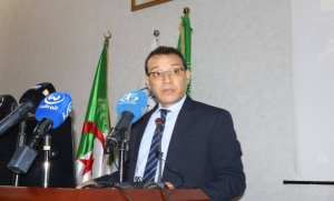 الضوء السنكروتروني ودوره في تطوير العلوم والصناعات الحديثة, محور ندوة علمية بالجزائر العاصمة