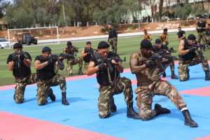 أبواب مفتوحة على الرياضة العسكرية بوهران  ..... الجيش يستعرض قدراته القتالية بالناحية الثانية
