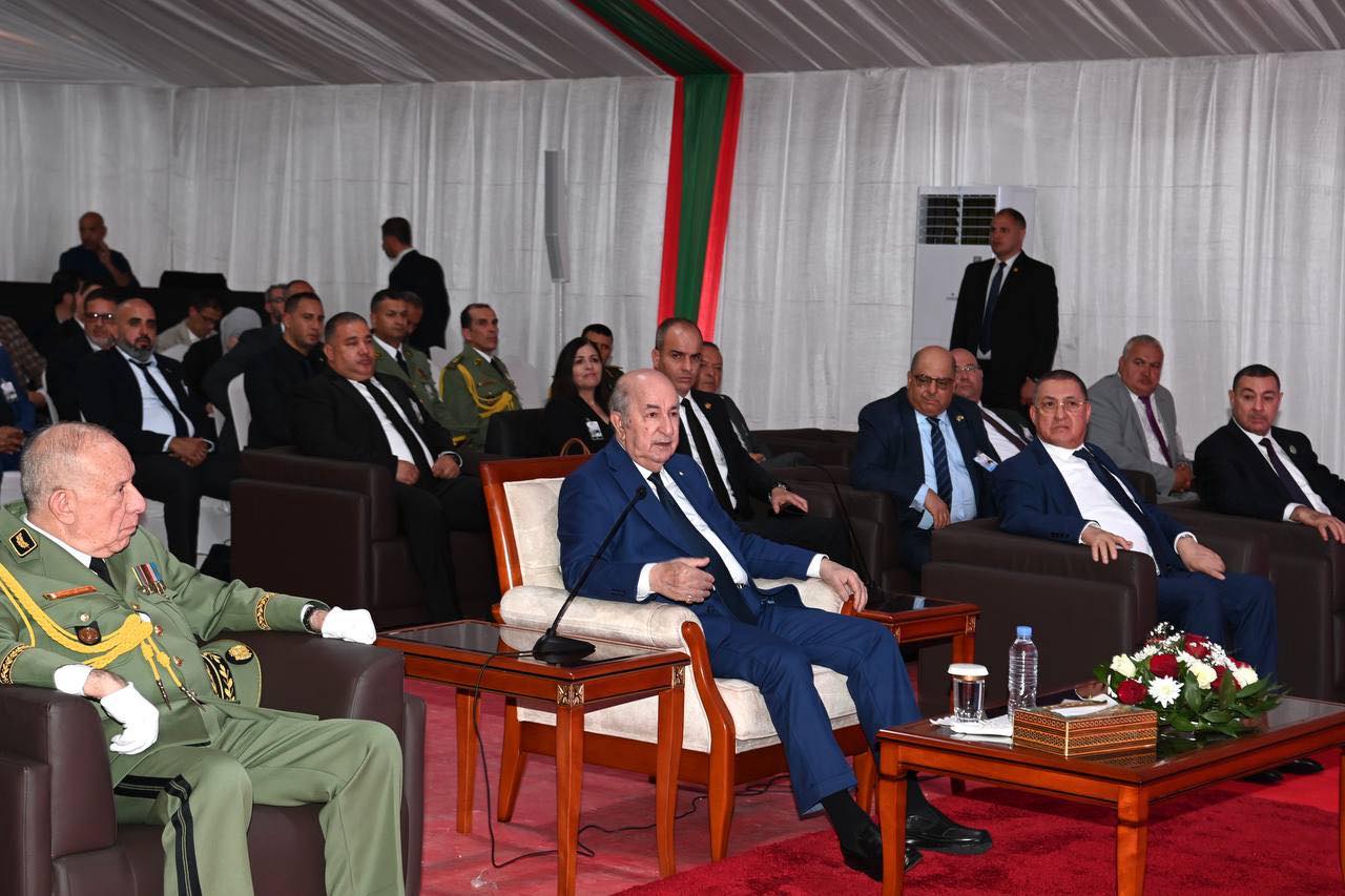 رئيس الجمهورية: أمرت بإعادة بريق مدينة بشار.. - الشعب أونلاين