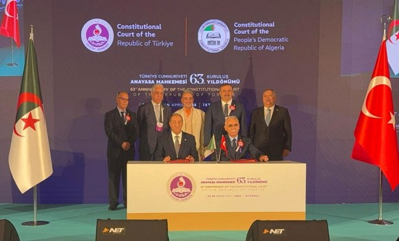 Signature d'un mémorandum d'entente entre la cour constitutionnelle algérienne et son homologue turque à Istanbul