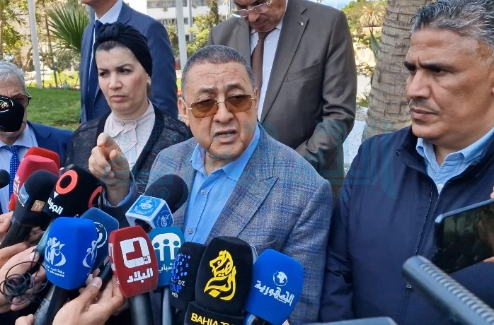 وزير الداخلية يؤكد من وهران.....بأمر من رئيس الجمهورية سيتم التكفل الفوري بالعائلات المضررة