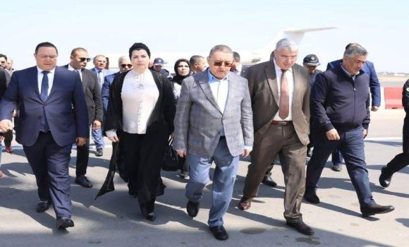 Glissement de terrain à Oran : Mouloudji demande aux services locaux de son secteur d'accélérer la distribution des aides et de renforcer la prise en charge des blessés