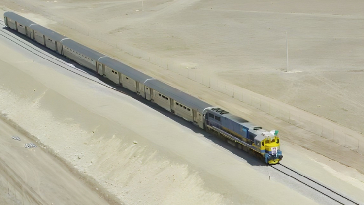 بمعدل أربع رحلات يومية.. خط قطار “بشار-العبادلة” يدخل حيز الخدمة