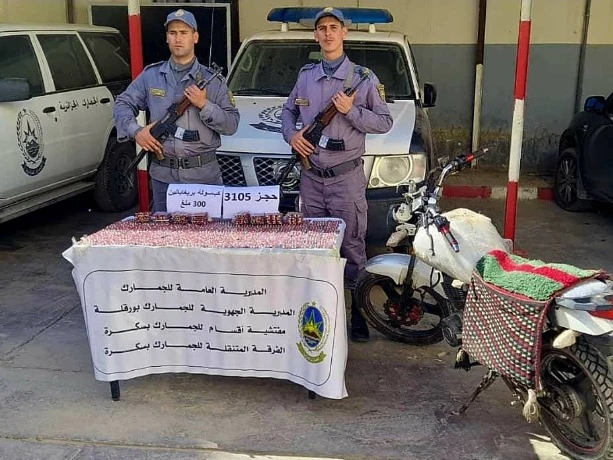 بسكرة: حجز 3105 كبسولة من بريغابالين بالطريق الوطني رقم 03