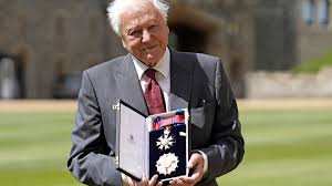 Planète - À 99 ans, le célèbre réalisateur britannique David Attenborough sort un documentaire sur les océans  Pour dénoncer la pêche industrielle