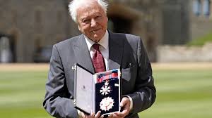 Planète - À 99 ans, le célèbre réalisateur britannique David Attenborough sort un documentaire sur les océans 