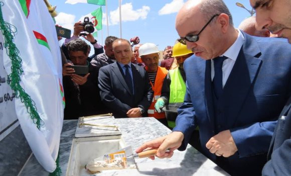 Le ministre de la Santé supervise à Djelfa le lancement de projets de réalisation de trois hôpitaux