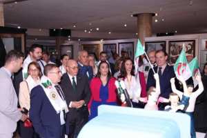 منتخبون وبرلمانيون فرنسيون يزورون المتحف الوطني للمجاهد بالجزائر العاصمة