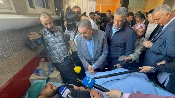 وفد وزاري هام  يزور جرحى انزلاق حي الصنوبر بمستشفى الدكتور بن زرجب بوهران