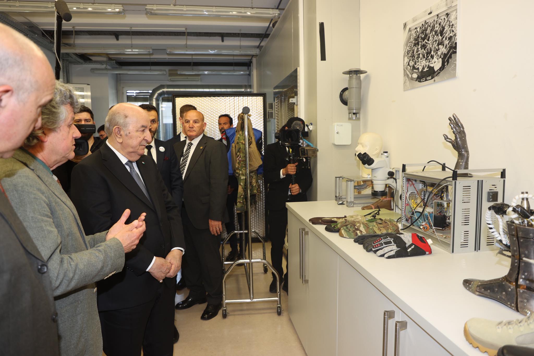 رئيس الجمهورية يزور مركزا للاختراعات والذكاء الاصطناعي بالعاصمة السلوفينية - الشعب أونلاين