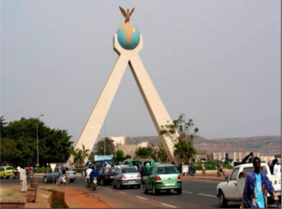 Un «coup d'Etat juridique»  et une «forfaiture politique»