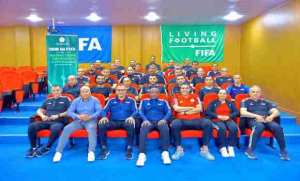 Foot/DTN : 34 instructeurs techniques et physiques de l'arbitrage prennent part au séminaire FIFA MA à Tipaza