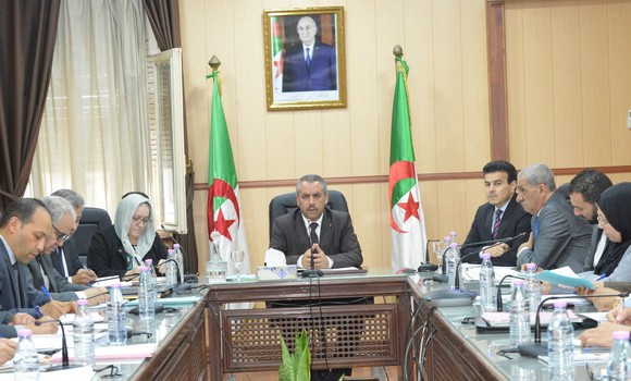 Education: élection des membres de la Commission nationale des 'uvres sociales les 24 et 25 mai