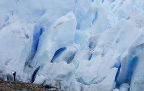 Planète (Amérique du Sud) - Argentine: Les chutes de glace massives, un spectacle aussi magnifique qu’inquiétant