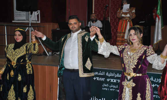 Bejaia: 19 wilayas participent au 1er Salon national de l'habit traditionnel féminin