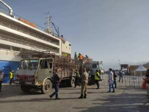 الشلف: ميناء تنس يستقبل شحنة جديدة من الأضاحي المستوردة من إسبانيا