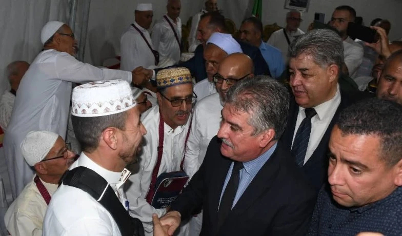 من وادي ارهيو والي غليزان يشهد احتفالية توديع أولى أفواج حجاج بيت الله