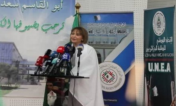 تضامن الطلبة الجزائريين مع أشقائهم الصحراويين 