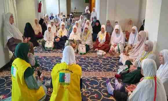 دور هام للمرشدات في تعريف الحاجّات بالمناسك