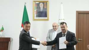 اتفاقية تعاون بين  صيدال  و المجمع الصيني  تروكيغ  لإنجاز مصنع لإنتاج الادوية المضادة للسرطان بقسنطينة