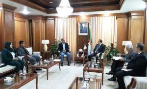 Arkab reçoit des membres de l'APN représentant la wilaya de Relizane